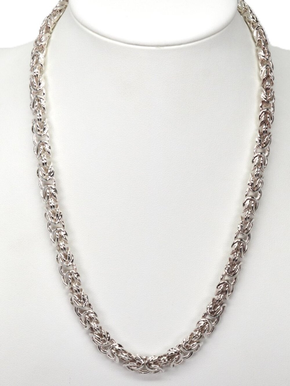 Italian Milor Sterling Silver 18" Flat Byzantine Necklace w Fancy Rollover Clasp